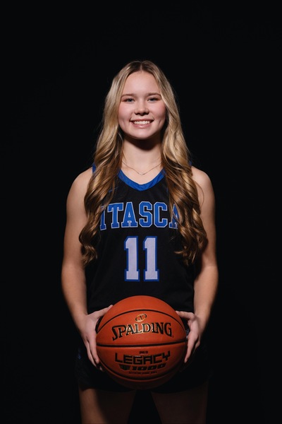 MCAC Winter Sports Athletes of the Week: Claire Clusiau: Week of January 27 - February 2